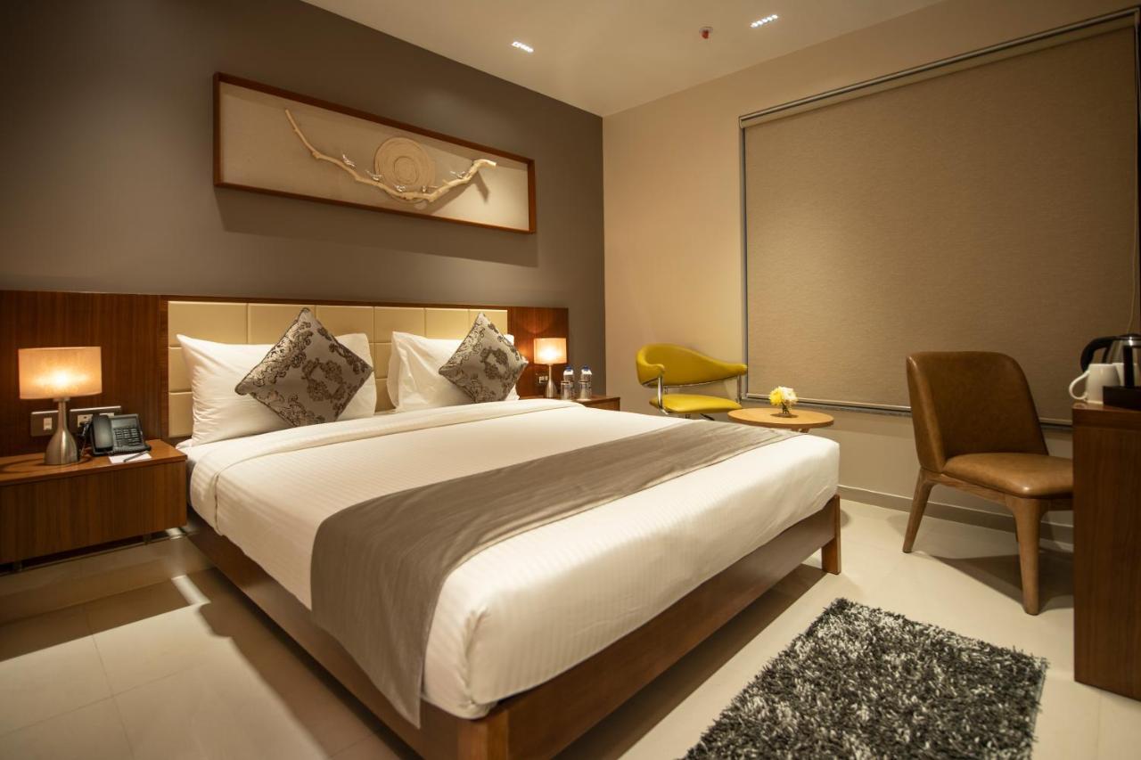 Morvee Hotels Durgapur Екстериор снимка