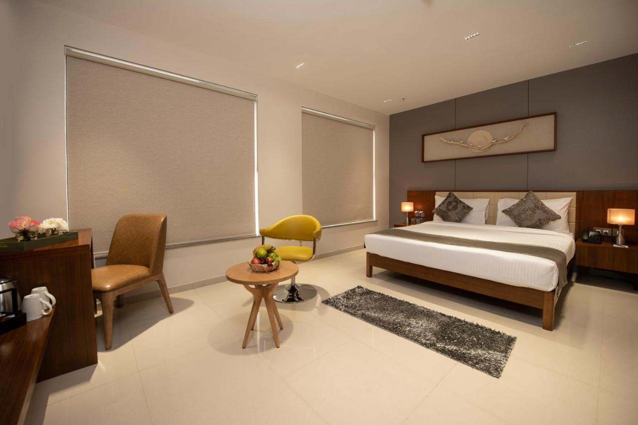 Morvee Hotels Durgapur Екстериор снимка