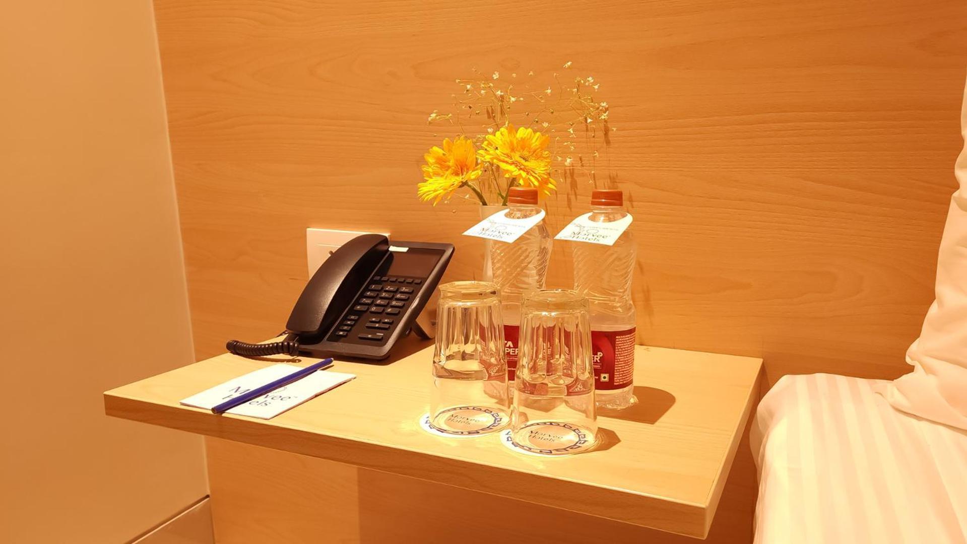 Morvee Hotels Durgapur Екстериор снимка