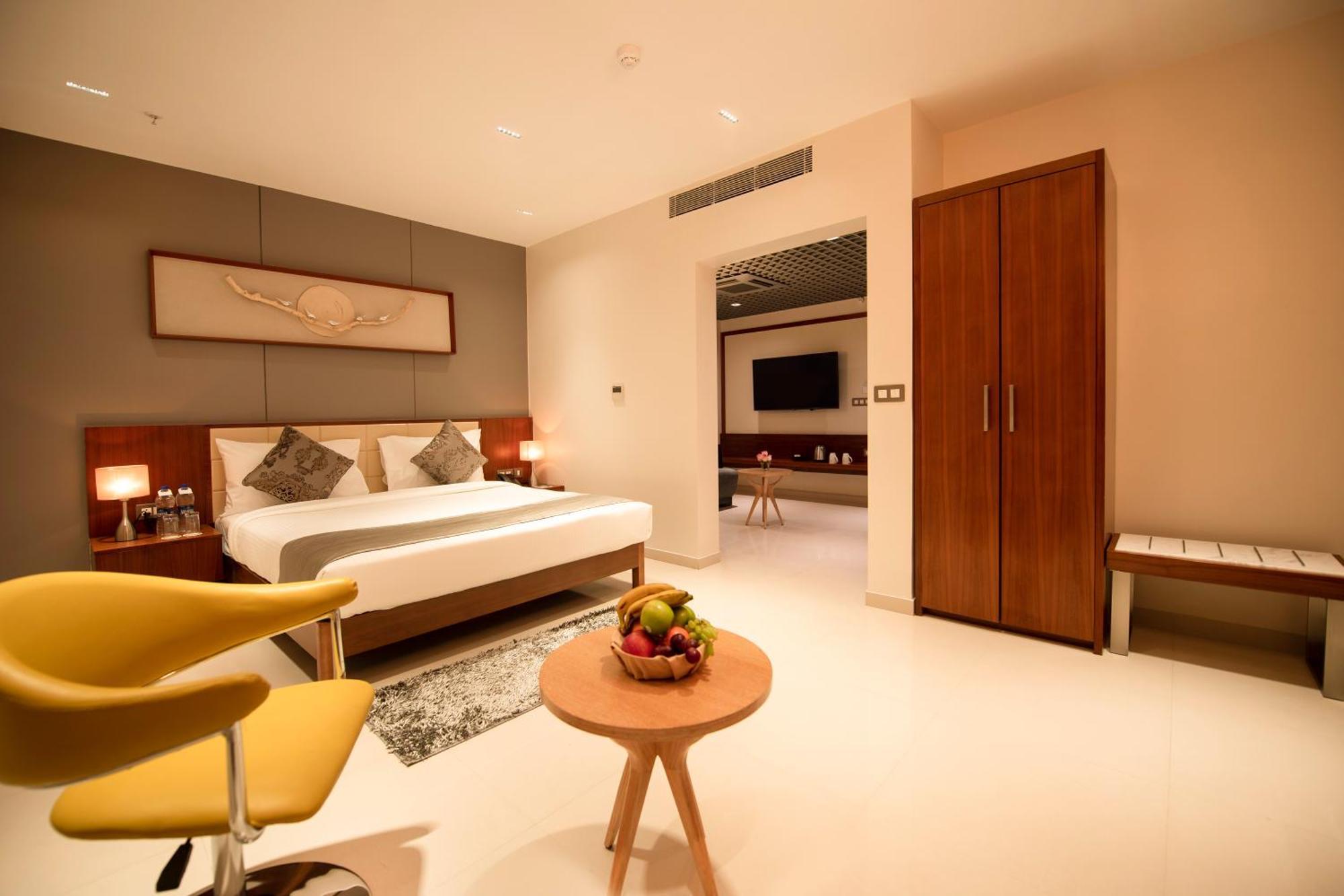 Morvee Hotels Durgapur Екстериор снимка