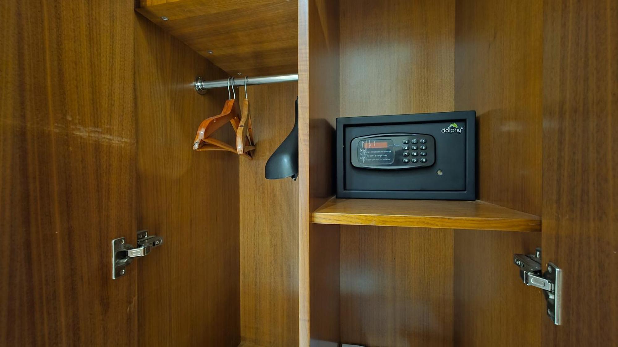Morvee Hotels Durgapur Екстериор снимка