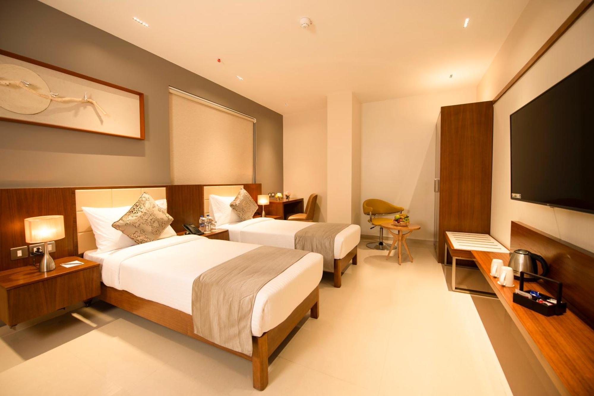 Morvee Hotels Durgapur Екстериор снимка